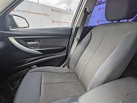 Personenauto bmw, 320i high executive, zwart, bouwjaar 2001 - afbeelding 26 van  53