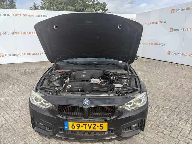 Personenauto bmw, 320i high executive, zwart, bouwjaar 2001 - afbeelding 30 van  53