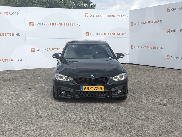 Personenauto bmw, 320i high executive, zwart, bouwjaar 2001 - afbeelding 23 van  53