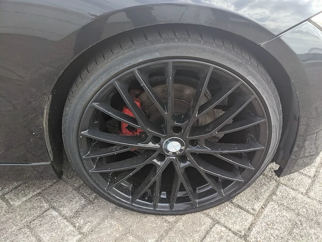 Personenauto bmw, 320i high executive, zwart, bouwjaar 2001 - afbeelding 41 van  53
