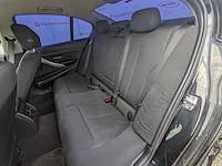 Personenauto bmw, 320i high executive, zwart, bouwjaar 2001 - afbeelding 44 van  53
