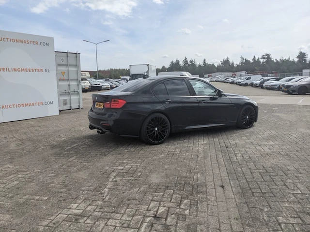 Personenauto bmw, 320i high executive, zwart, bouwjaar 2001 - afbeelding 50 van  53