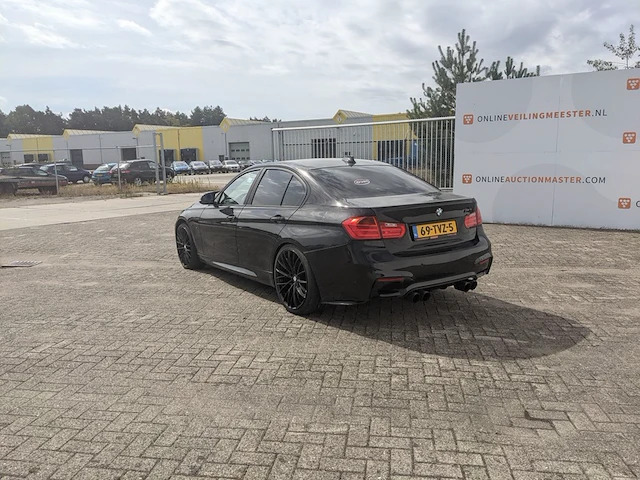 Personenauto bmw, 320i high executive, zwart, bouwjaar 2001 - afbeelding 52 van  53
