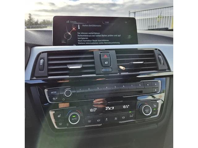 Personenauto bmw, 440i cabrio, zwart, bouwjaar 2016 - afbeelding 14 van  47