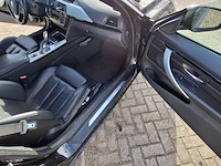 Personenauto bmw, 440i cabrio, zwart, bouwjaar 2016 - afbeelding 23 van  47