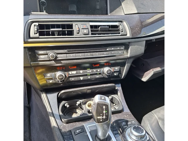 Personenauto bmw, 5-serie touring 523i high executive, bouwjaar 2010 - afbeelding 9 van  45