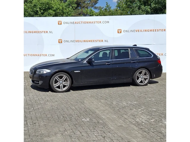 Personenauto bmw, 5-serie touring 523i high executive, bouwjaar 2010 - afbeelding 12 van  45