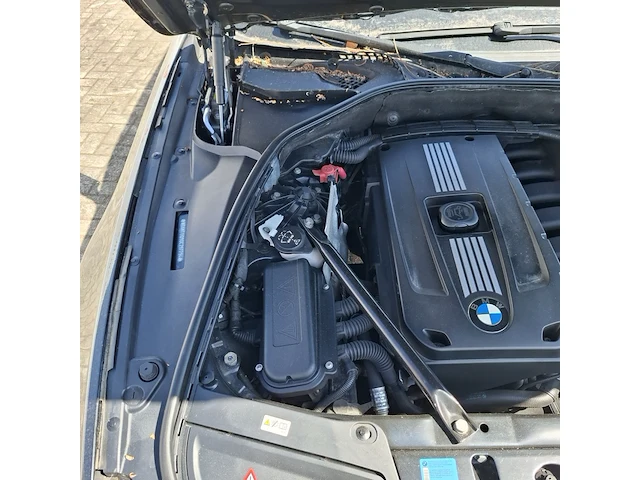 Personenauto bmw, 5-serie touring 523i high executive, bouwjaar 2010 - afbeelding 32 van  45