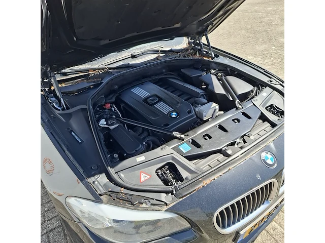 Personenauto bmw, 5-serie touring 523i high executive, bouwjaar 2010 - afbeelding 37 van  45