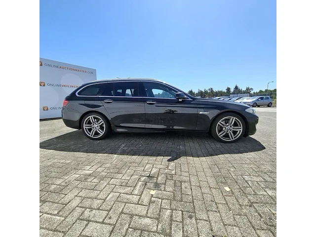 Personenauto bmw, 5-serie touring 523i high executive, bouwjaar 2010 - afbeelding 42 van  45