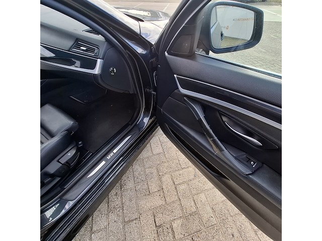 Personenauto bmw, 5-serie touring 528i, zwart, bouwjaar 2012 - afbeelding 20 van  50