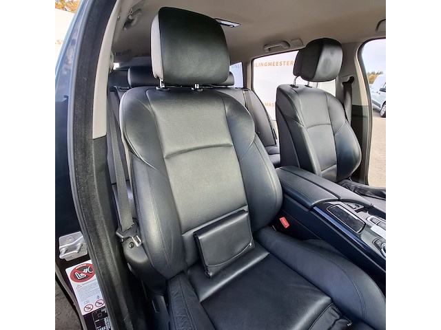 Personenauto bmw, 5-serie touring 528i, zwart, bouwjaar 2012 - afbeelding 22 van  50