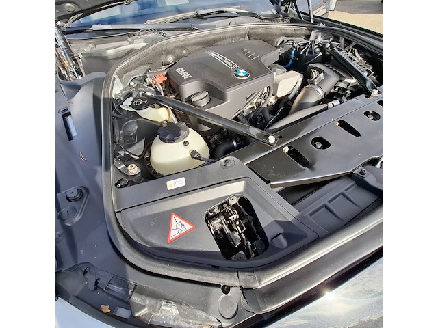 Personenauto bmw, 5-serie touring 528i, zwart, bouwjaar 2012 - afbeelding 37 van  50