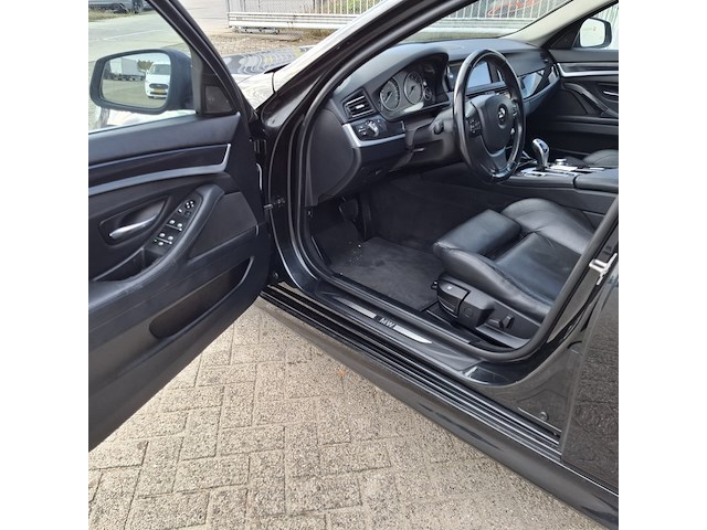 Personenauto bmw, 5-serie touring 528i, zwart, bouwjaar 2012 - afbeelding 49 van  50