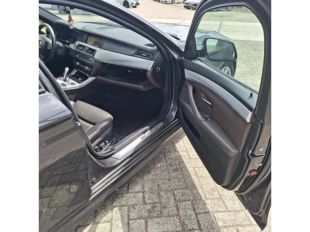 Personenauto bmw, 5-serie touring 530d high executive, bouwjaar 2013 - afbeelding 35 van  64