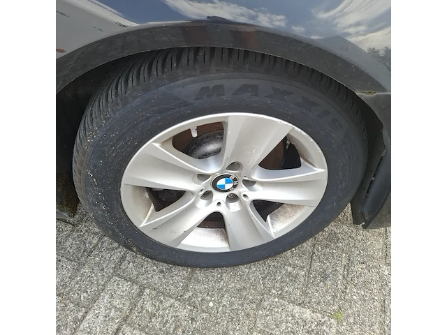 Personenauto bmw, 520d - afbeelding 3 van  34