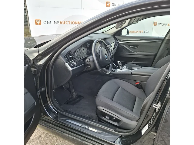 Personenauto bmw, 520d - afbeelding 6 van  34