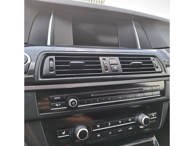 Personenauto bmw, 520d - afbeelding 9 van  34