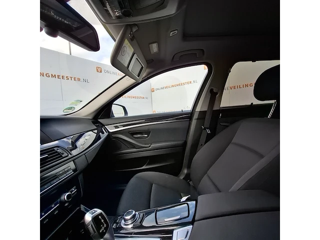 Personenauto bmw, 520d - afbeelding 14 van  34