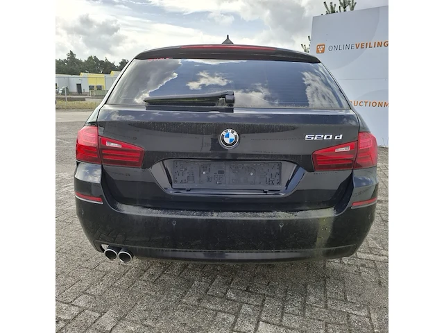 Personenauto bmw, 520d - afbeelding 31 van  34