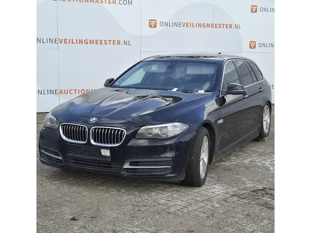 Personenauto bmw, 520d - afbeelding 1 van  34