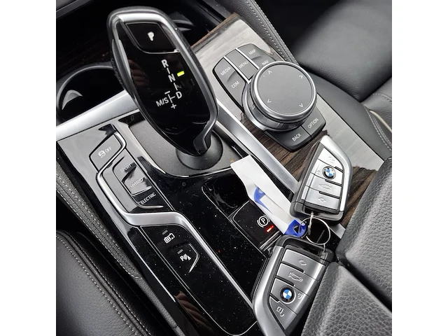 Personenauto, bmw, 530e, 2020 - afbeelding 18 van  50