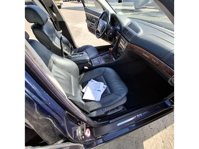 Personenauto bmw, 7-serie, bouwjaar 2000 - afbeelding 17 van  41