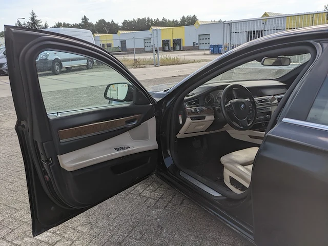 Personenauto bmw, 7-serie , bouwjaar 2009 - afbeelding 3 van  49
