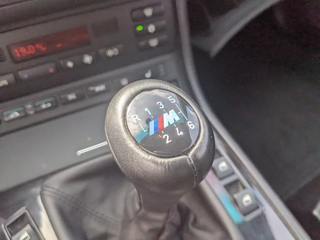 Personenauto bmw, m3 cabriolet, grijs, bouwjaar 2001 - afbeelding 14 van  45