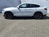Personenauto bmw, x4 x-drive 20i high executive, bouwjaar 2021 - afbeelding 2 van  39