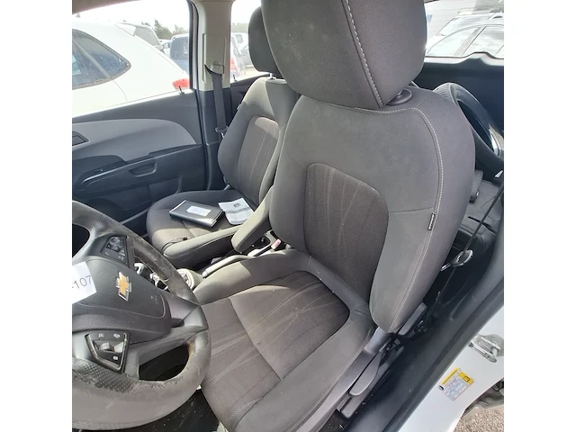 Personenauto chevrolet, aveo 1.3d lt, wit, 2012 - afbeelding 8 van  39