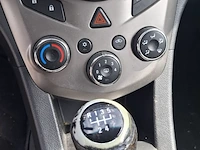 Personenauto chevrolet, aveo 1.3d lt, wit, 2012 - afbeelding 15 van  39