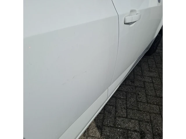 Personenauto chevrolet, aveo 1.3d lt, wit, 2012 - afbeelding 31 van  39