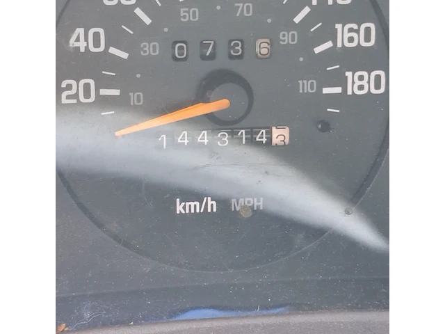 Personenauto chevrolet, lumina 3.1 v6 a, rood, 1997 - afbeelding 4 van  27