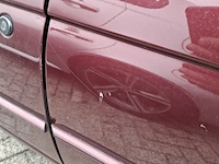 Personenauto chevrolet, lumina 3.1 v6 a, rood, 1997 - afbeelding 19 van  27