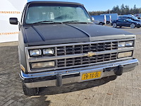 Personenauto, chevrolet, suburban , 1981 - afbeelding 10 van  30