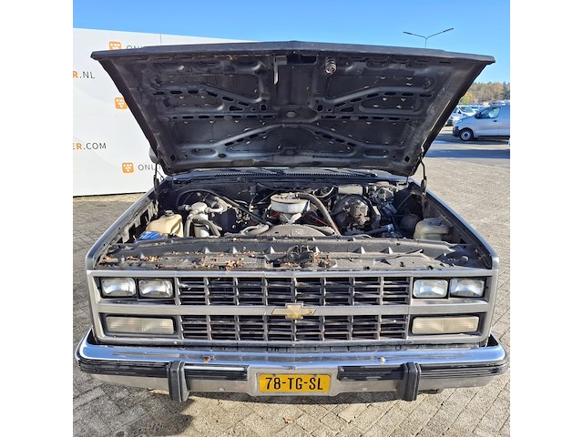 Personenauto, chevrolet, suburban , 1981 - afbeelding 11 van  30