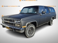 Personenauto, chevrolet, suburban , 1981 - afbeelding 1 van  30