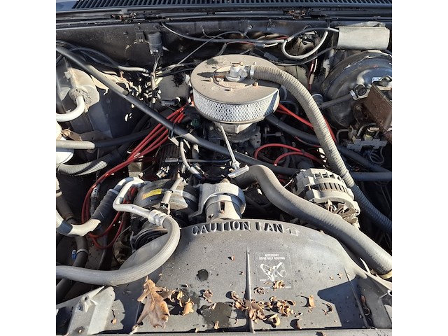 Personenauto, chevrolet, suburban , 1981 - afbeelding 15 van  30