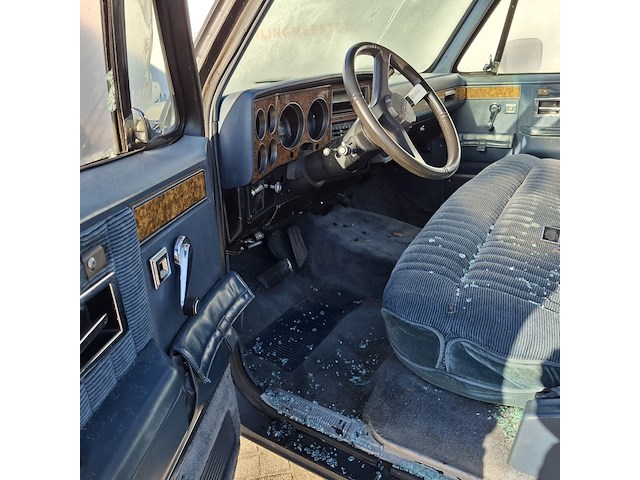Personenauto, chevrolet, suburban , 1981 - afbeelding 17 van  30