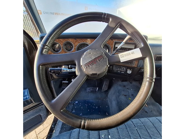 Personenauto, chevrolet, suburban , 1981 - afbeelding 20 van  30