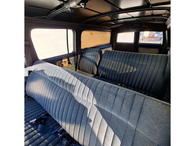 Personenauto, chevrolet, suburban , 1981 - afbeelding 21 van  30