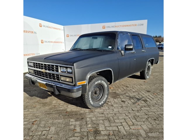 Personenauto, chevrolet, suburban , 1981 - afbeelding 12 van  30