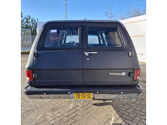 Personenauto, chevrolet, suburban , 1981 - afbeelding 28 van  30