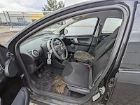 Personenauto citroen, c1 1.0 attraction, bouwjaar 2012 - afbeelding 2 van  33