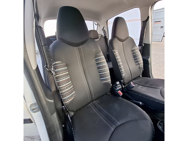 Personenauto citroën, c1 1.0 first edition, grijs, bouwjaar 2012 - afbeelding 18 van  97