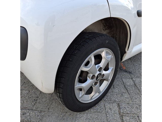 Personenauto citroën, c1 1.0 first edition, grijs, bouwjaar 2012 - afbeelding 22 van  97