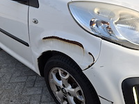 Personenauto citroën, c1 1.0 first edition, grijs, bouwjaar 2012 - afbeelding 27 van  97