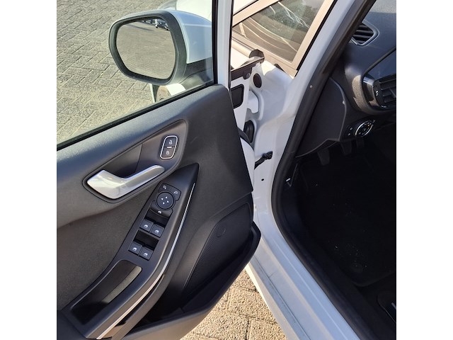 Personenauto citroën, c1 1.0 first edition, grijs, bouwjaar 2012 - afbeelding 55 van  97