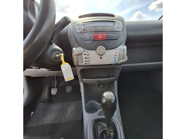 Personenauto citroën, c1, bouwjaar 2016 - afbeelding 10 van  29